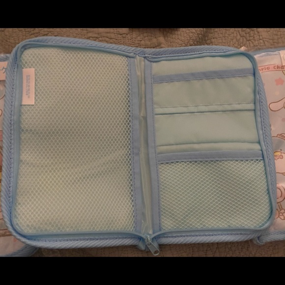 Sanrio Characters Zipper case-for cards,passport - Picture 2 of 4